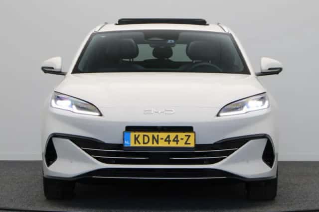 BYD Seal (2026) thumbnail 3