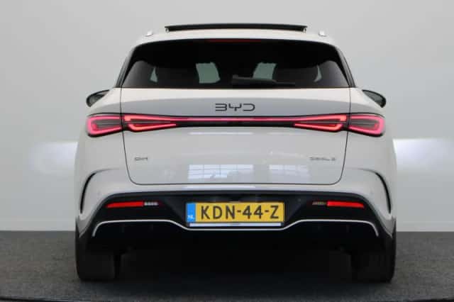 BYD Seal (2026) thumbnail 4