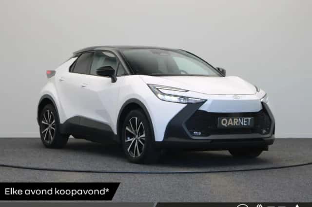 Toyota C-HR (2025) thumbnail 1