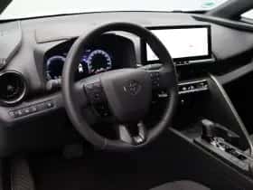 Toyota C-HR (2025) thumbnail 18