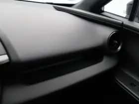 Toyota C-HR (2025) thumbnail 37