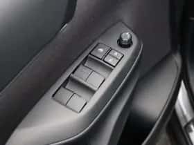 Toyota Yaris Cross (2025) thumbnail 17