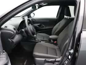 Toyota Yaris Cross (2025) thumbnail 18