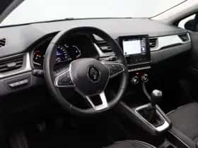 Renault Captur (2024) thumbnail 17