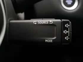 Renault Captur (2024) thumbnail 25