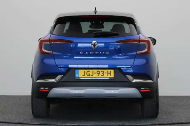 Renault Captur (2024) thumbnail 6