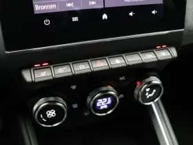 Renault Clio (2024) thumbnail 31