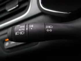 Renault Captur (2025) thumbnail 23