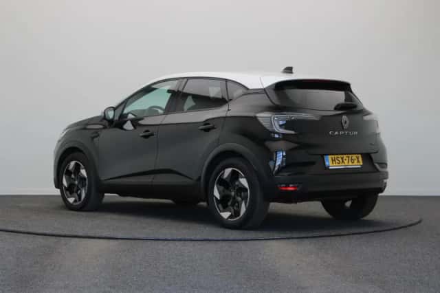 Renault Captur (2025) thumbnail 2