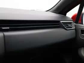 Renault Clio (2022) thumbnail 34