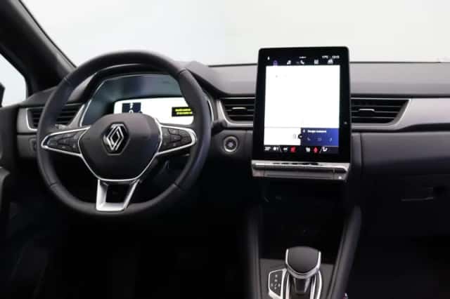 Renault Captur (2025) thumbnail 5