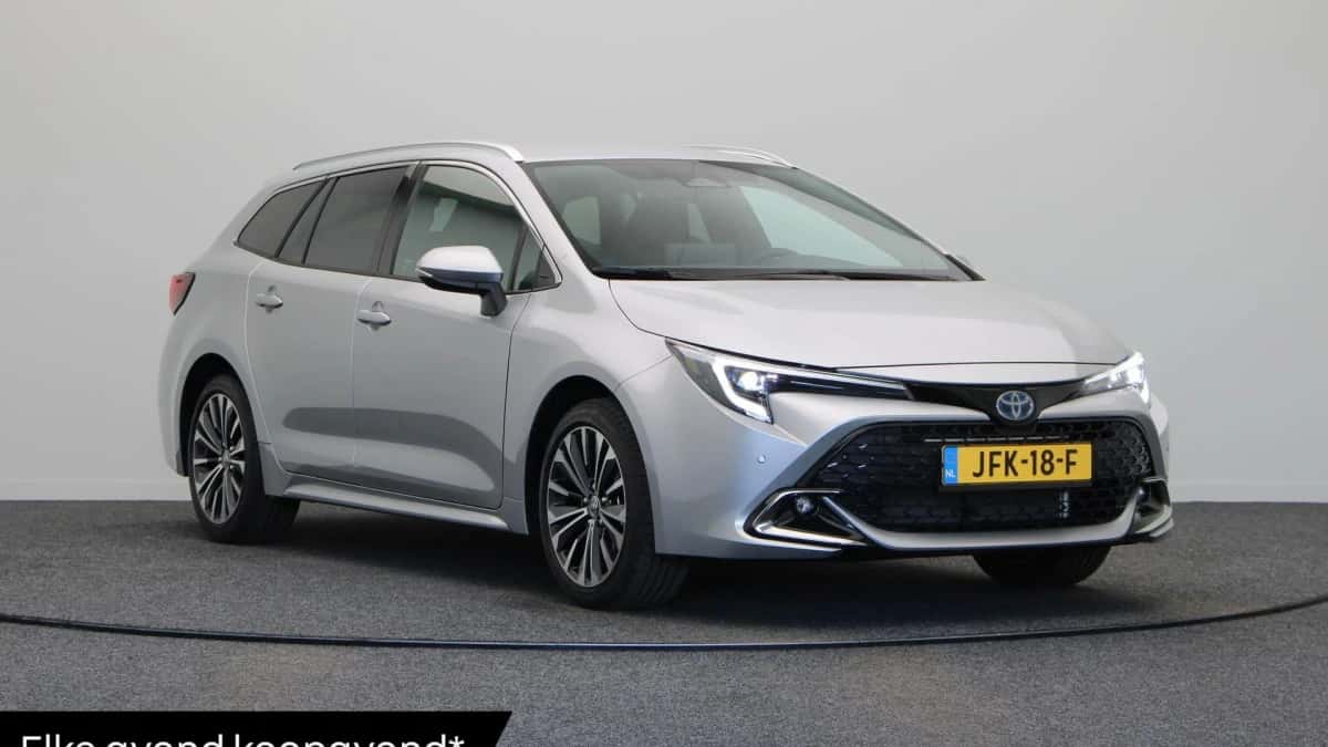 Toyota Corolla (2025) — foto 1