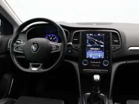 Renault Mégane (2019) thumbnail 4