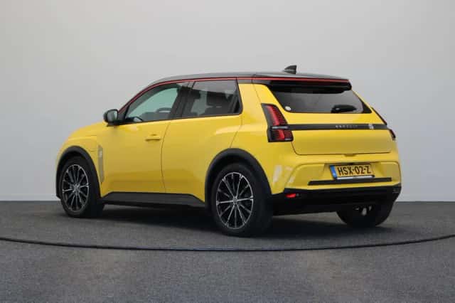 Renault 5 (2025) thumbnail 2