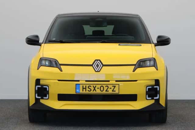 Renault 5 (2025) thumbnail 4