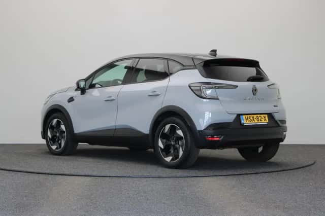 Renault Captur (2025) thumbnail 2