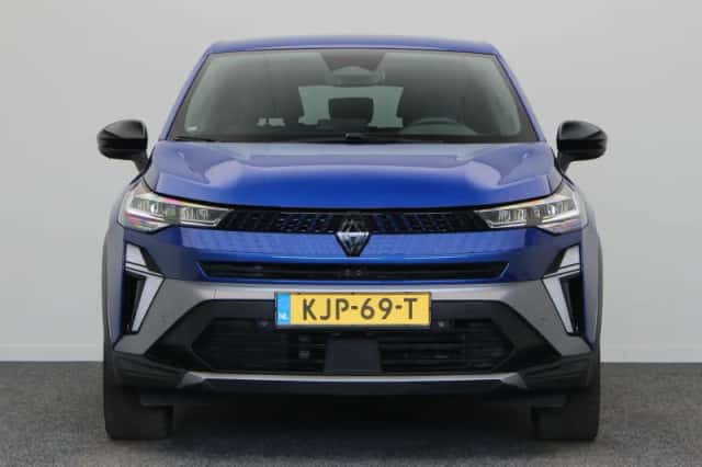 Renault Captur (2025) thumbnail 4