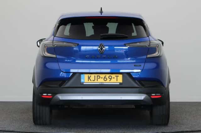 Renault Captur (2025) thumbnail 5