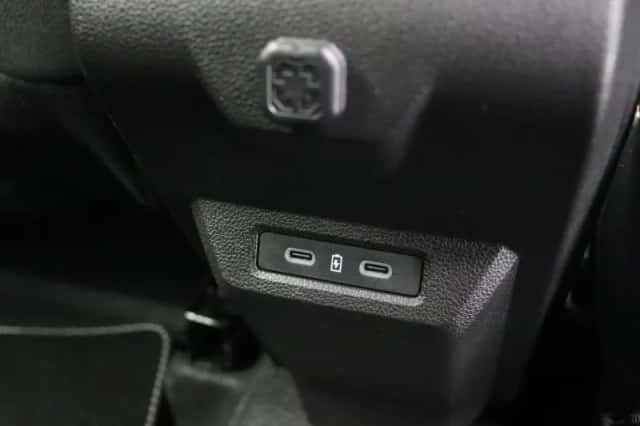 Dacia Duster (2024) thumbnail 4
