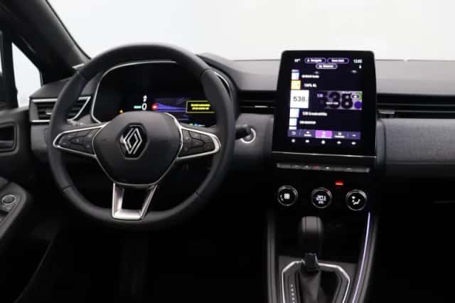 Renault Clio (2024) thumbnail 4