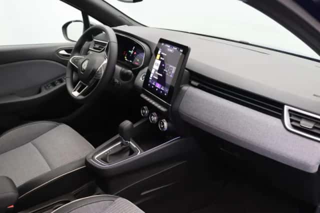 Renault Clio (2024) thumbnail 5