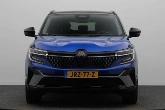 Renault Austral (2024) thumbnail 6