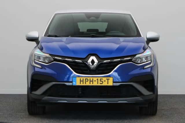 Renault Captur (2022) thumbnail 4