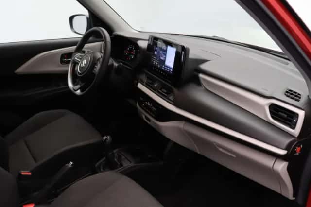 Suzuki Swift (2025) thumbnail 5