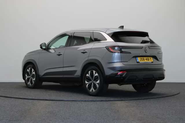 Renault Austral (2023) thumbnail 2