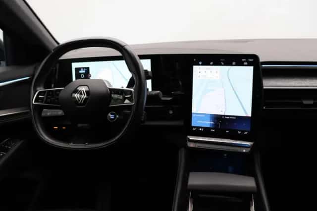 Renault Austral (2023) thumbnail 5