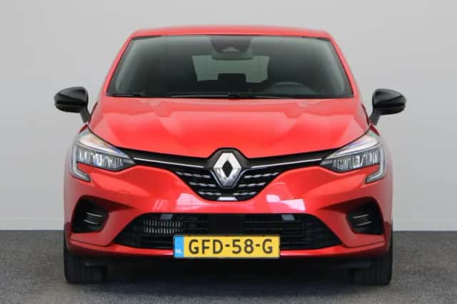 Renault Clio (2023) thumbnail 6