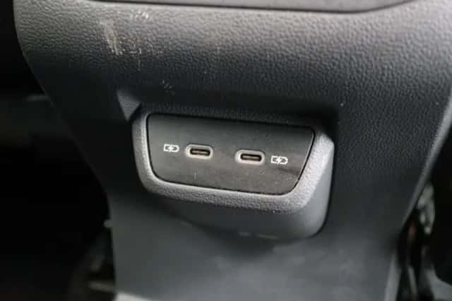 Volkswagen T-Cross (2021) thumbnail 4