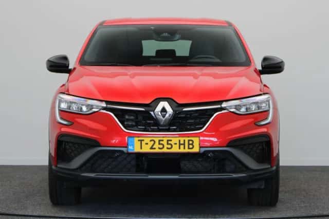 Renault Arkana (2023) thumbnail 6