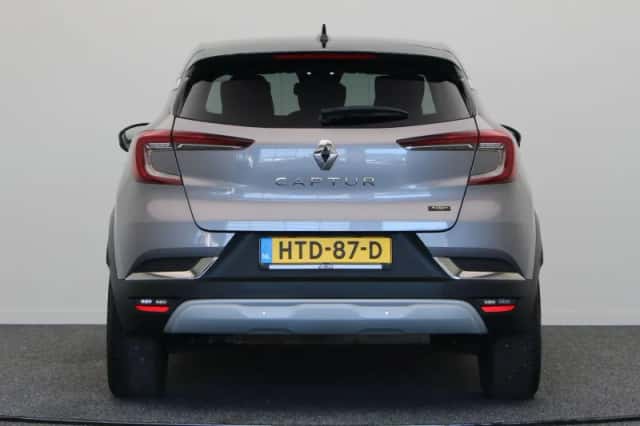 Renault Captur (2024) thumbnail 5