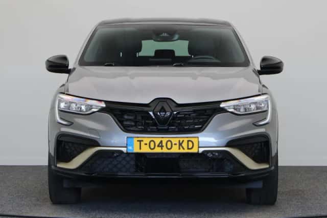 Renault Arkana (2023) thumbnail 6