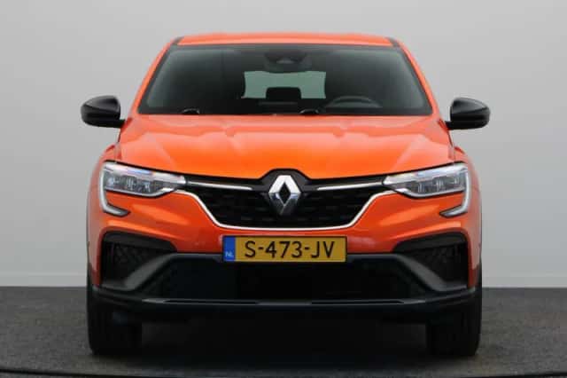Renault Arkana (2023) thumbnail 6