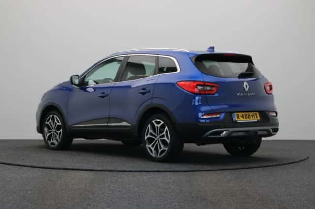 Renault Kadjar (2022) thumbnail 2
