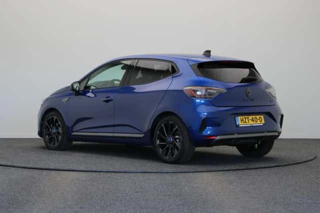 Renault Clio (2025) thumbnail 2