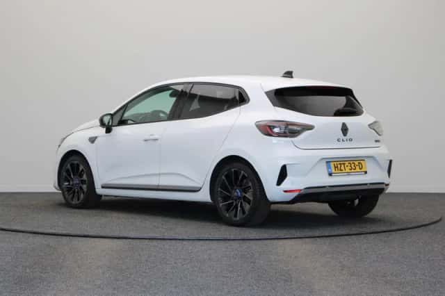 Renault Clio (2025) thumbnail 2