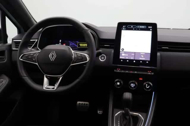 Renault Clio (2025) thumbnail 4