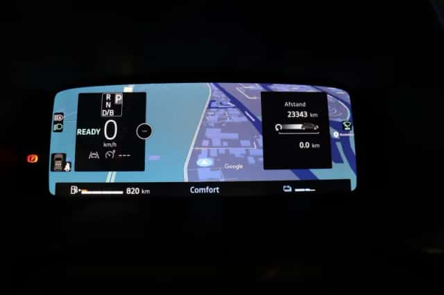 Renault Captur (2025) thumbnail 3