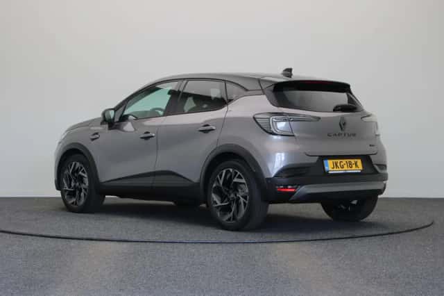 Renault Captur (2025) thumbnail 2
