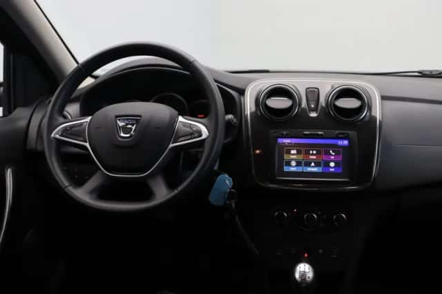 Dacia Logan (2017) thumbnail 4