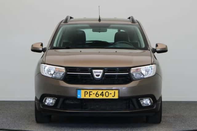 Dacia Logan (2017) thumbnail 6