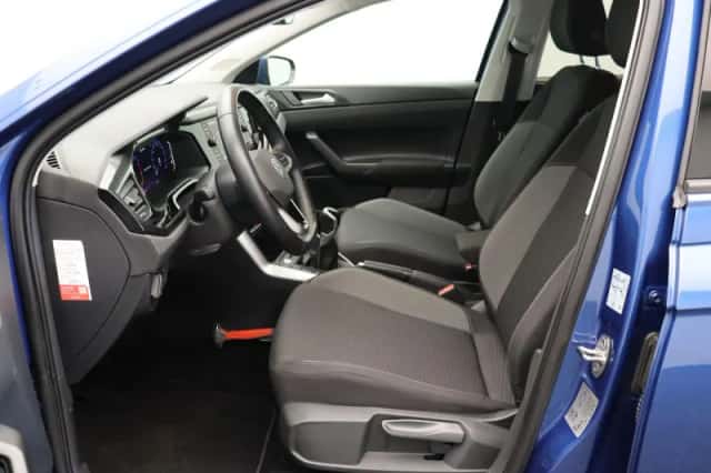 Volkswagen Polo (2022) thumbnail 4