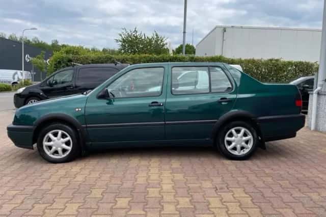 Volkswagen Vento (1996) thumbnail 6