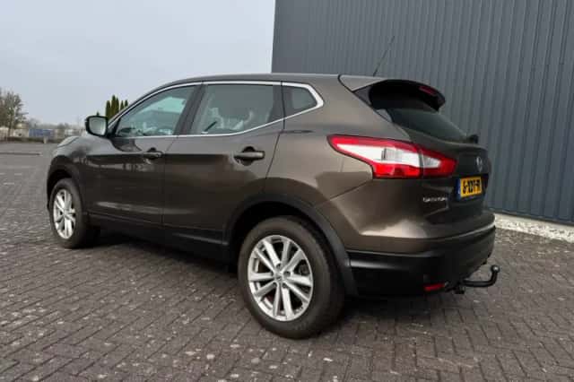 Nissan Qashqai (2014) thumbnail 2