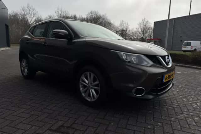 Nissan Qashqai (2014) thumbnail 4
