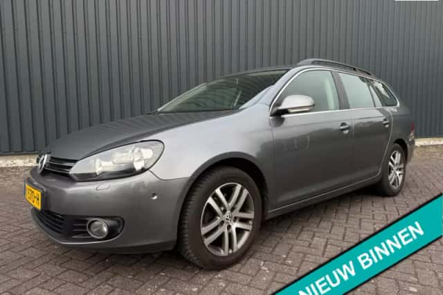 Volkswagen Golf (2011) thumbnail 1