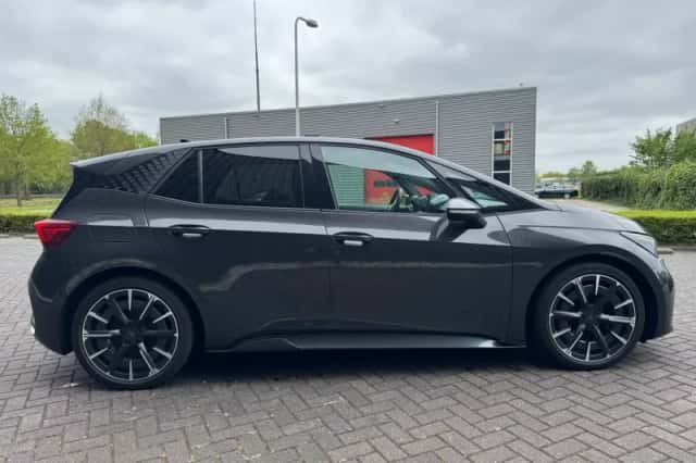 CUPRA Born (2022) thumbnail 6